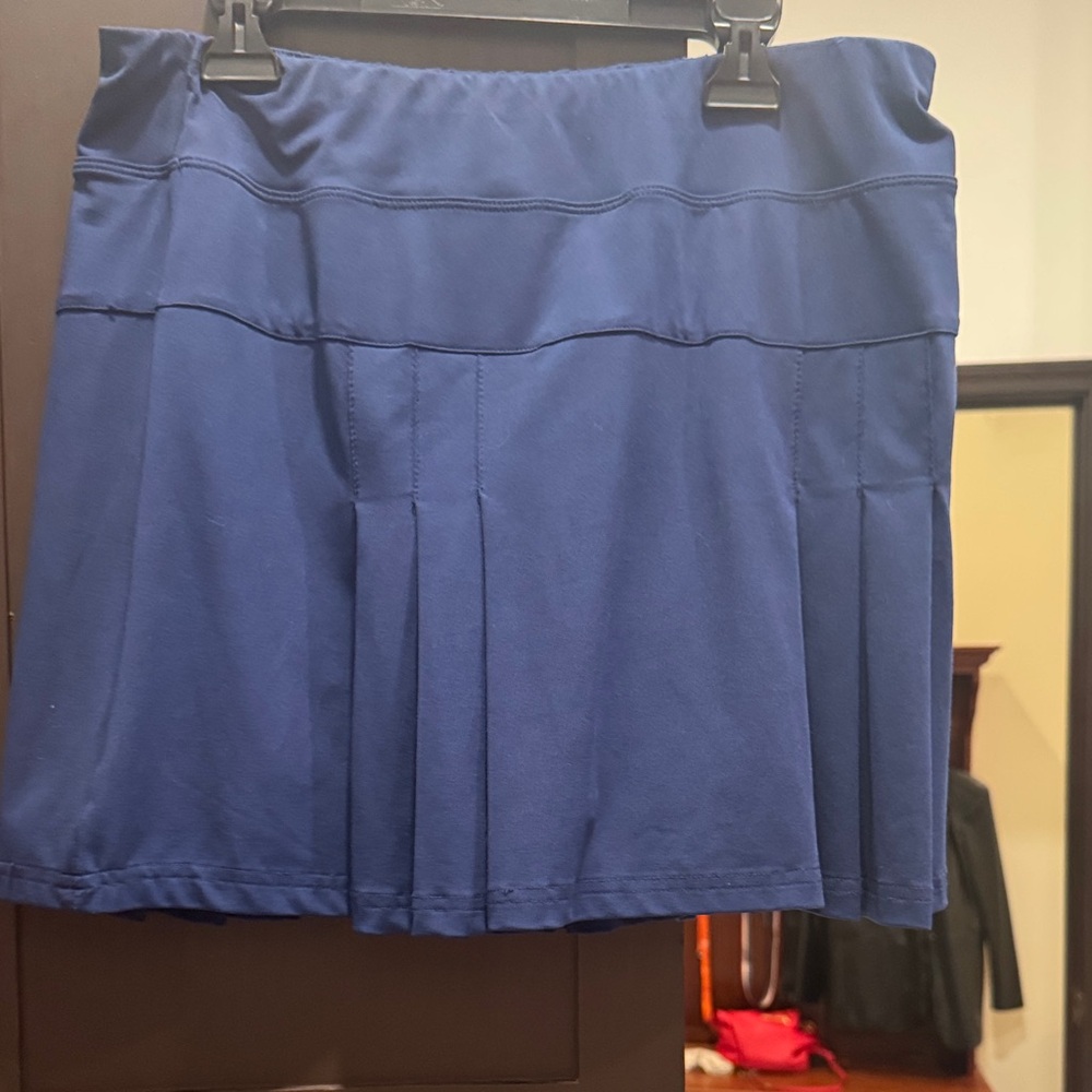 Skort Navy Blue Women's golf/ tennis  size medium